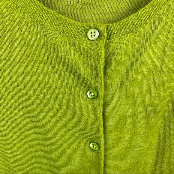 Johnny Was 100% tissue cashmere cardigan in apple green size medium - Picture 3 of 7